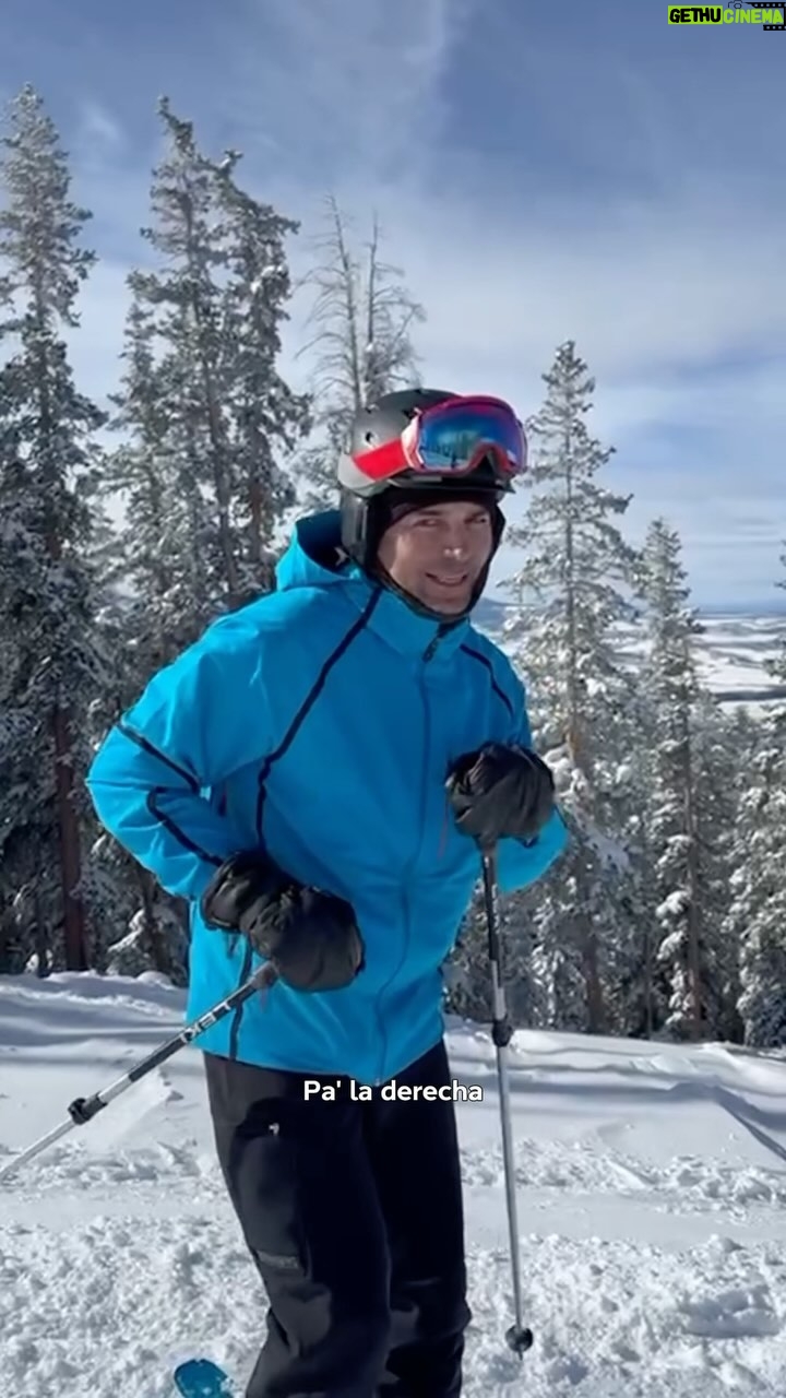 Chayanne Instagram - Consejo para esquiar: Bailen La Clave antes de deslizarse por la nieve 🕺