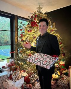 Chayanne Instagram - Feliz navidad mi gente bonita. ❤️