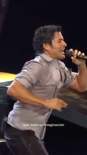 Chayanne Instagram - Bailemos al ritmo de la vida 🕺