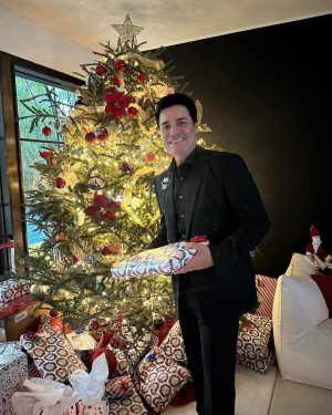 Chayanne Instagram - Feliz navidad mi gente bonita. ❤️