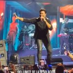 Chayanne Instagram - Cantar esta canción con ustedes es de las mejores cosas que puedo vivir ❤️ #Chayanne