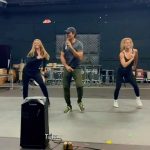 Chayanne Instagram - #TBT Terminando el año Bailando Bachata❤️