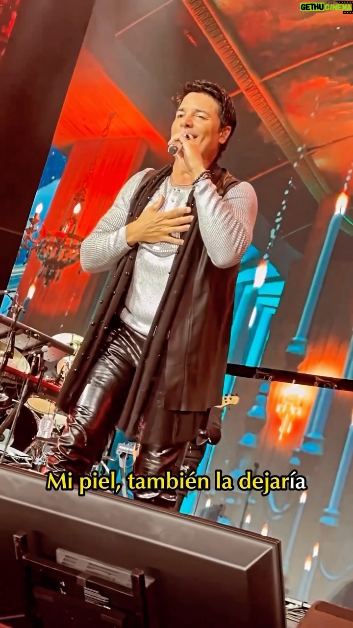 Chayanne Instagram - Les dedico esta canción con todo mi corazón ❤️ #Chayanne