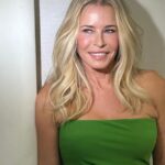 Chelsea Handler Instagram – There is no better feeling than being in @oprah’s arms.