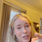Chelsea Handler Instagram - Glad to report on some lighter news