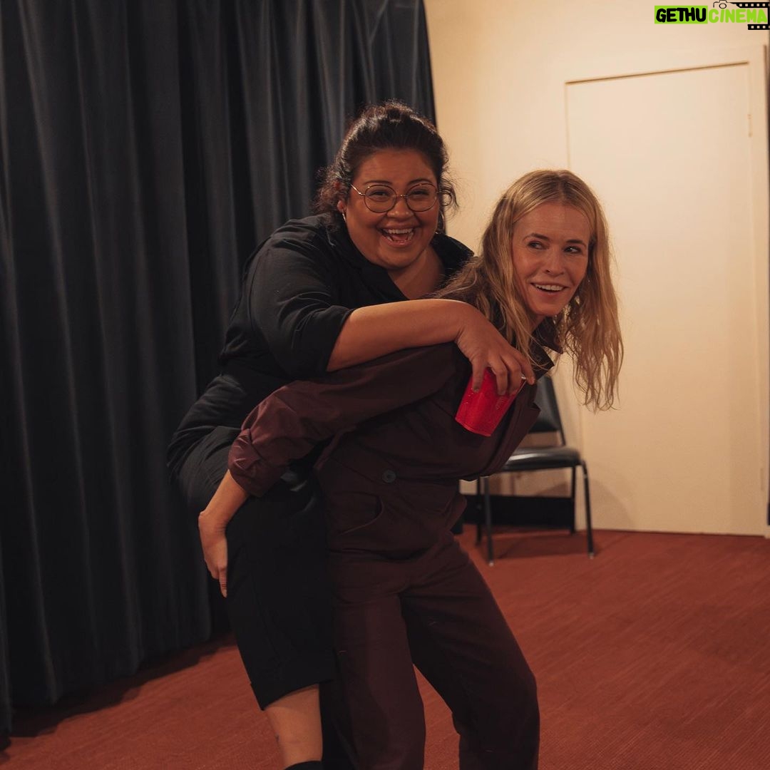 Chelsea Handler Instagram - Me telling my younger self, it’s gonna be ok, girl. I got you. See you this week: 11/30 Detroit, MI (Tix available) 12/01 Detroit, MI (Sold Out) 12/02 Cincinnati, OH 5pm (Tix available) 12/02 Cincinnati, OH 8pm (Sold Out) 12/03 Louisville, KY (Tix Available) ⬆️ For tickets, link in bio 📸: @grace_bailey_