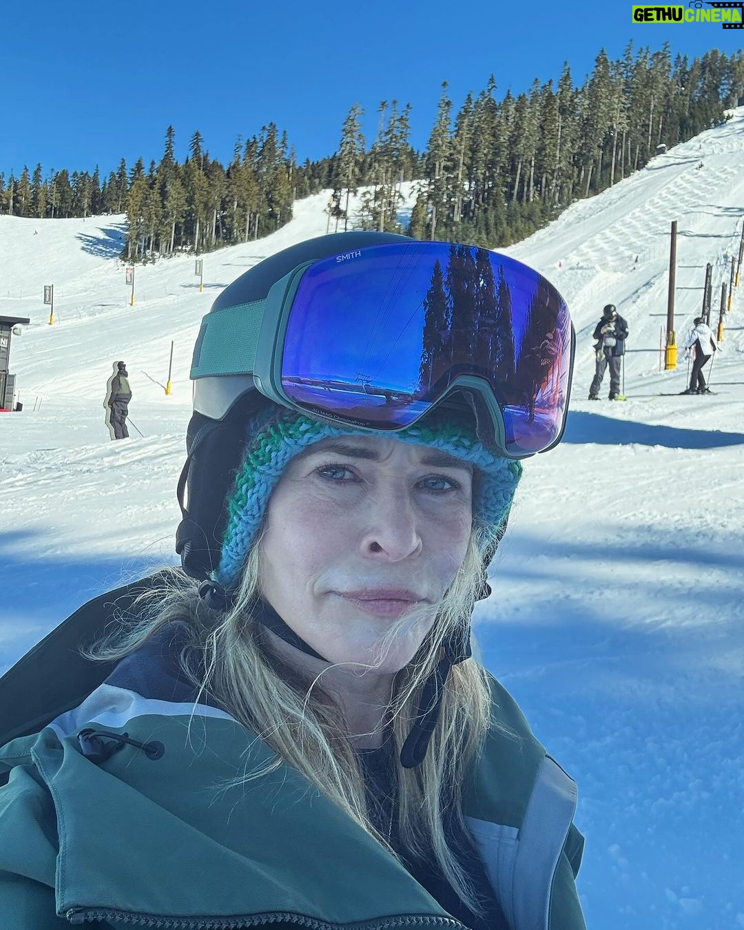 Chelsea Handler Instagram - I have spent the weekend surrounded by children. I can’t shake them. It ended with me alone on a deck with an espresso martini, and some other treats I found in my backpack.
