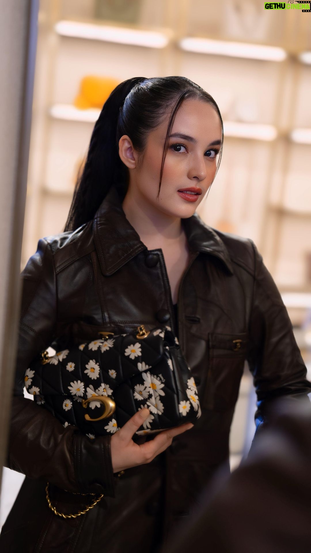 Chelsea Islan Instagram - Captivated by the allure of world’s first ever; The Coach Restaurant’s grand opening at Grand Indonesia! 🌟 A symphony of flavors meets luxurious ambience – an evening of indulgence unlike any other! Fantastic New York City vibes 🎉🥂 #CoachNY #TheCoachRestaurant 🫶🏻