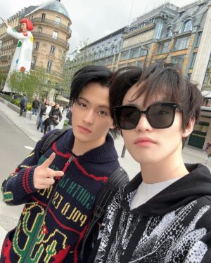 Chenle Instagram - Paris~~~~❤️(chapter 1)