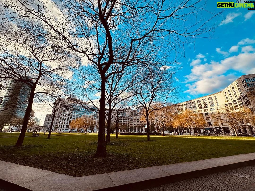 Chenle Instagram - Beautiful city,Delicious food,Amazing fans,Lovely 7DREAM❤️