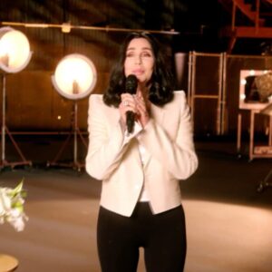 Cher Instagram - Every Friend is Golden 🌟

Tune In @nbc 
Mon 1/31 10pm ET 9pm CT

#CelebratingBettyWhite