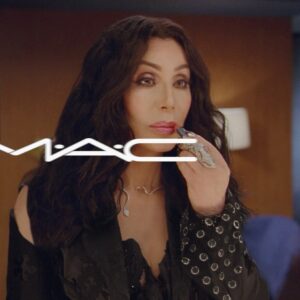 Cher Instagram - Challenge Accepted ✨

@Saweetie @maccosmetics

#MACChallengeAccepted #MACAmbassador