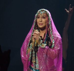 Cher Instagram - 🤟