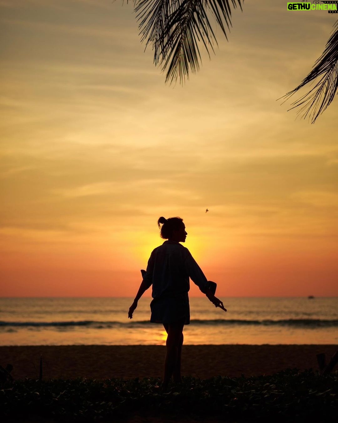 Chermarn Boonyasak Instagram - Take a trip down memory lane with these throwback photos. 🌴🥥