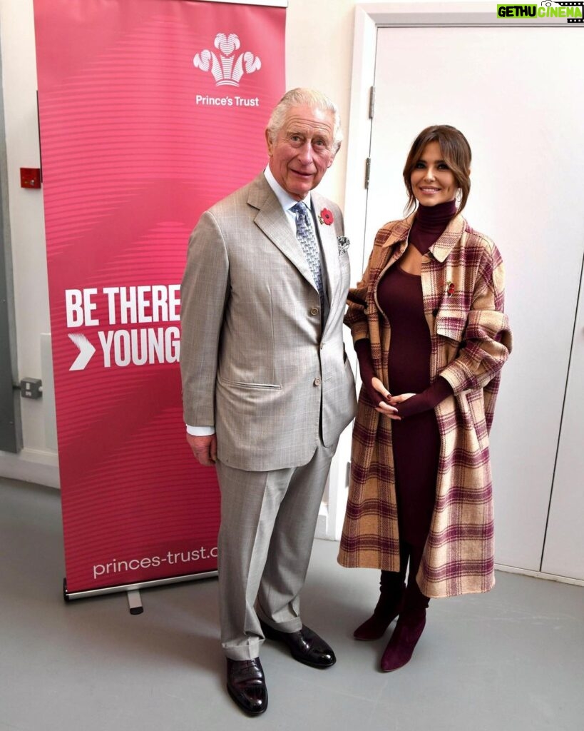 Cheryl Cole Instagram - It was so incredibly special to go back to my centre with the Princes Trust and HRH Prince Charles today. To meet the 8 young people who have been through the most recent ‘Team programme’ and hear how much it’s changed their lives really was so inspiring. The work the Princes Trust do really is so important in helping young people succeed ❤️🌹 The Prince's Trust Cheryl's Trust Centre