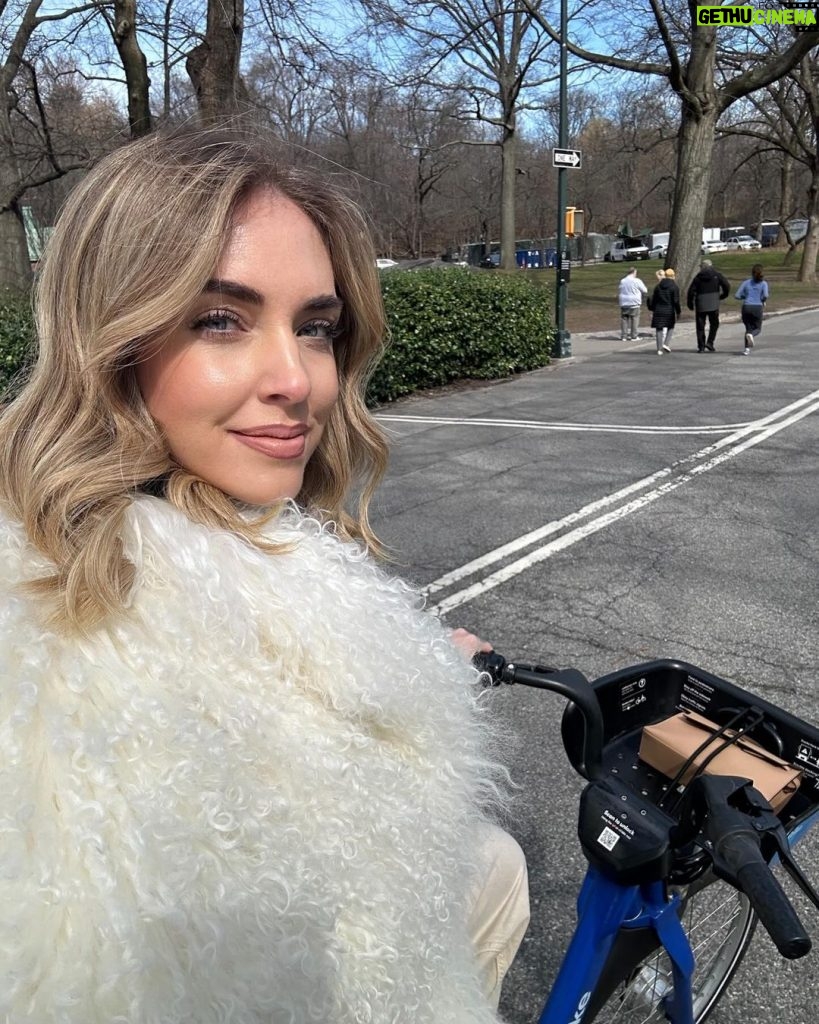 Chiara Ferragni Instagram - Ciao New York ❤️ Manhattan, New York