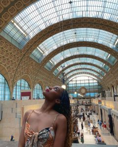 China Anne McClain Instagram - i feel even closer to God in art museums. Musée d’Orsay ✨ Paris, France