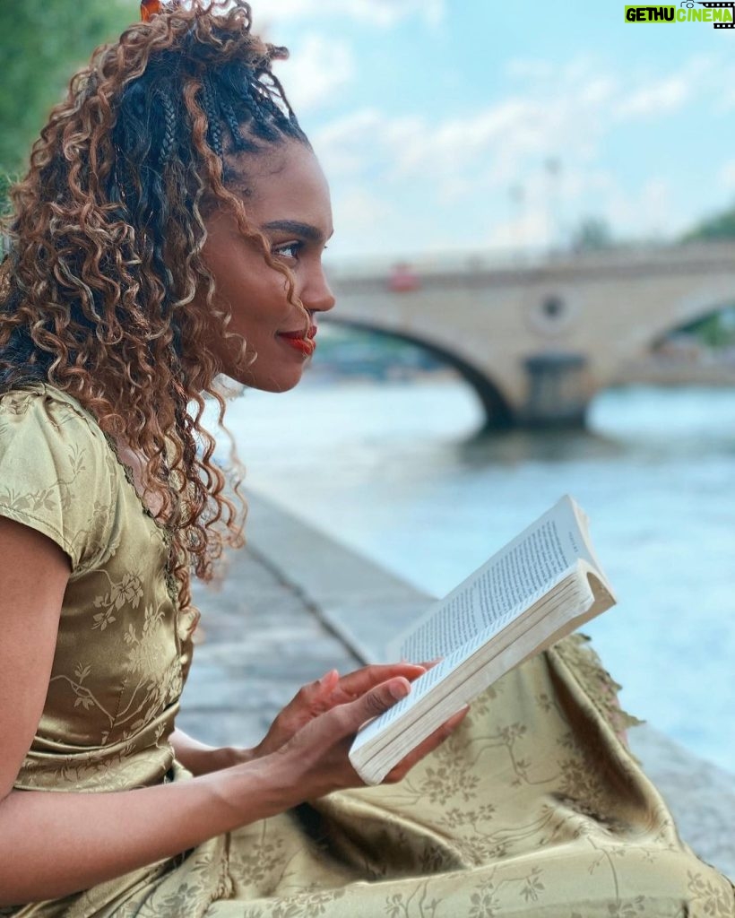 China Anne McClain Instagram - La Seine • any great book recommendations? something riveting 📖 Seine River, Paris, France