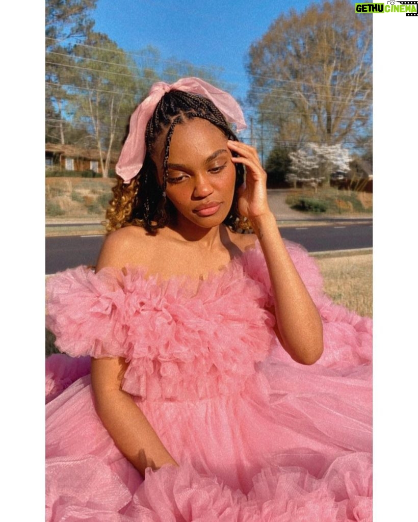 China Anne McClain Instagram - princess dresses are my new favorite. 💖