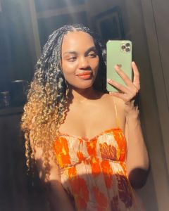 China Anne McClain Instagram - 🌞