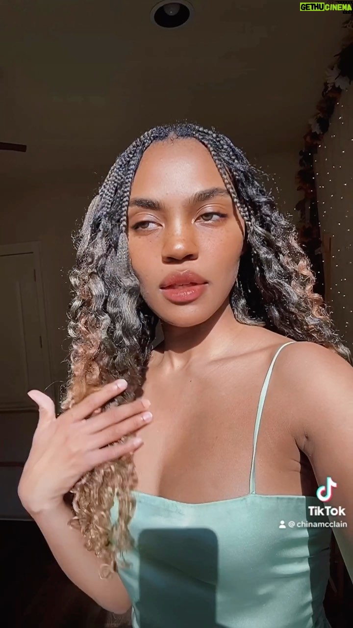 China Anne McClain Instagram - thanks for 17 million followers on tiktok! 💘