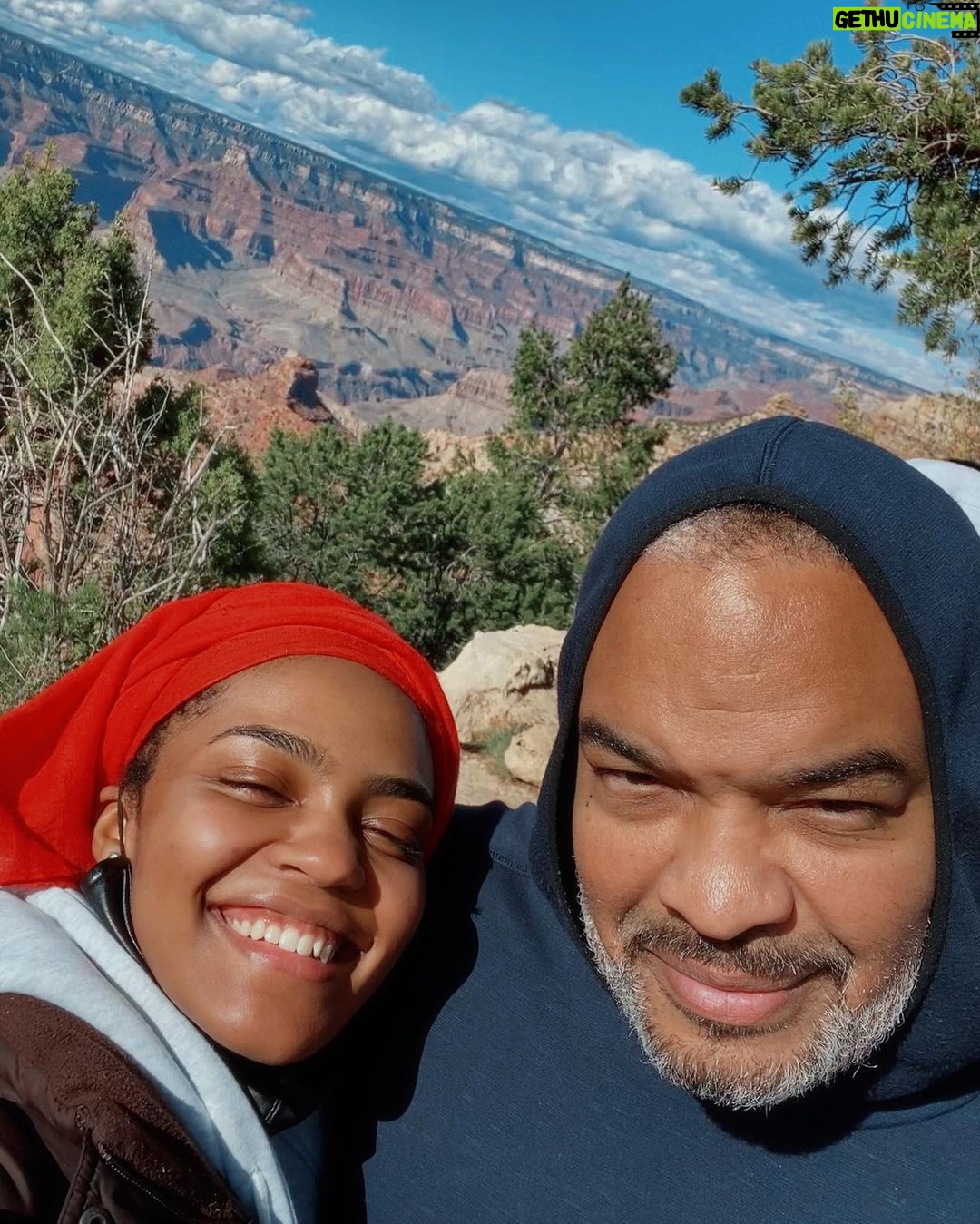 China Anne McClain Instagram - HAPPY BIRTHDAY DADDY!!! @mikejmcclain Thank you for always protecting me. God blessed me with the best dad. i love you 💝🥰🥳