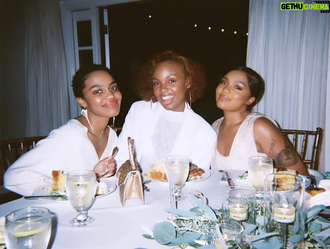 China Anne McClain Instagram - ♡ sisterrrrs ♡ San Clemente, California