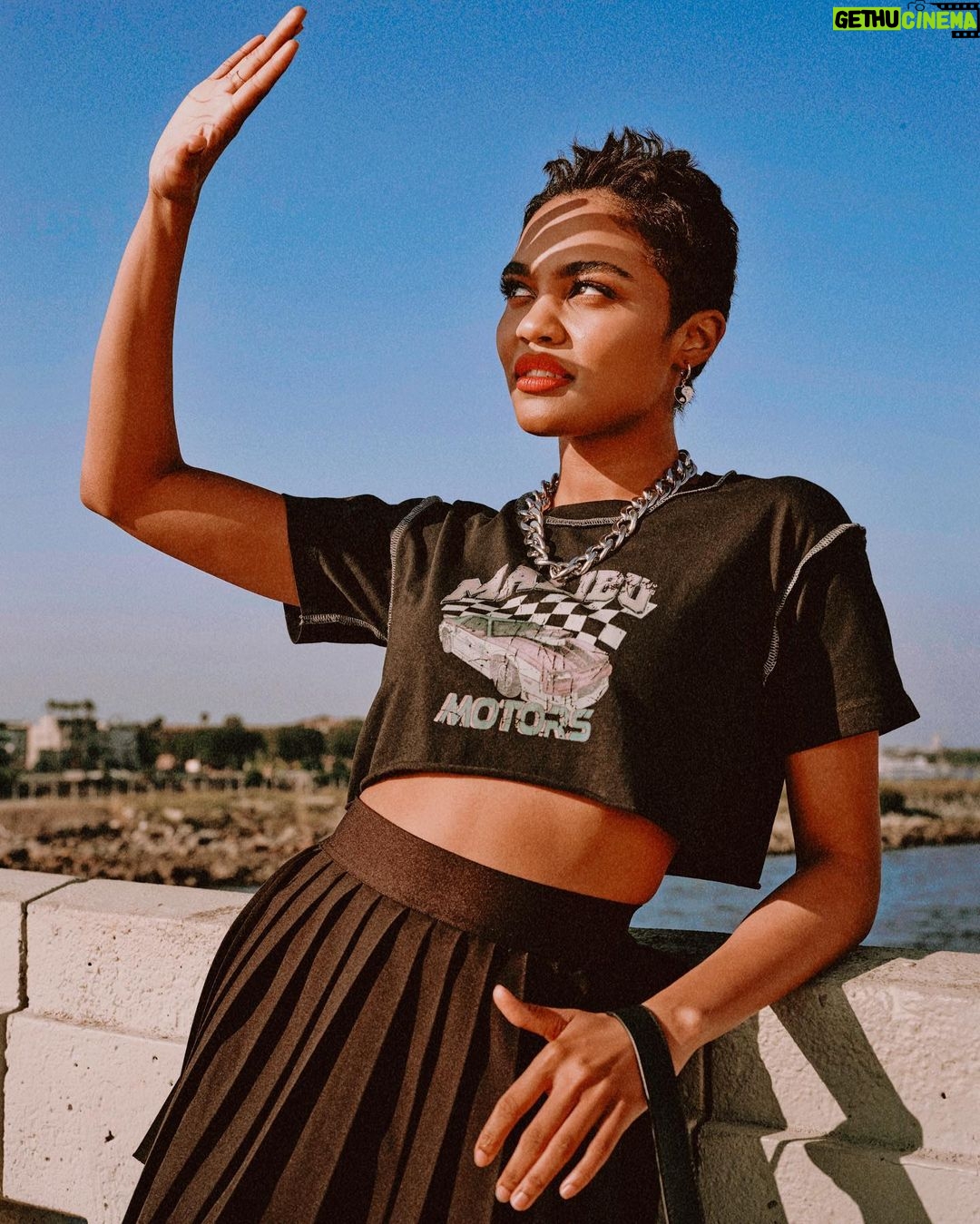 China Anne McClain Instagram - Ad - A little fun in Venice ✨😝 @forever21 #foreverla #f21xme