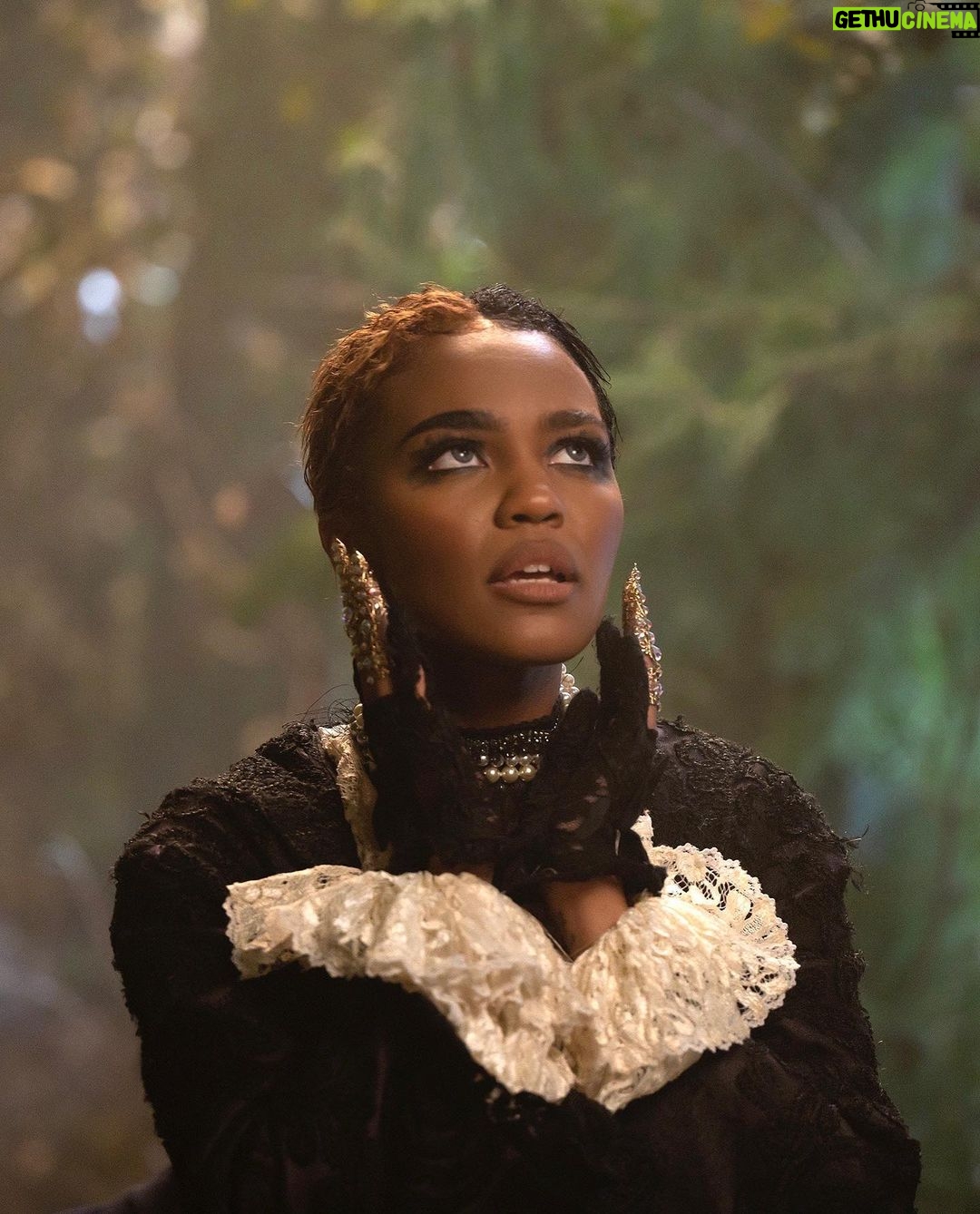 China Anne McClain Instagram - LINK IN BIO.