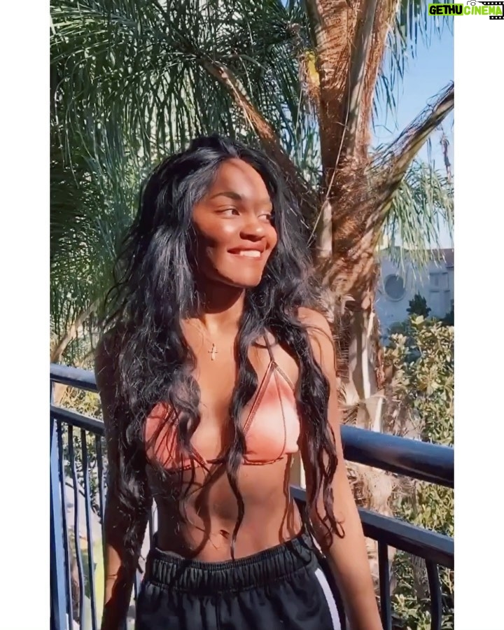 China Anne McClain Instagram -