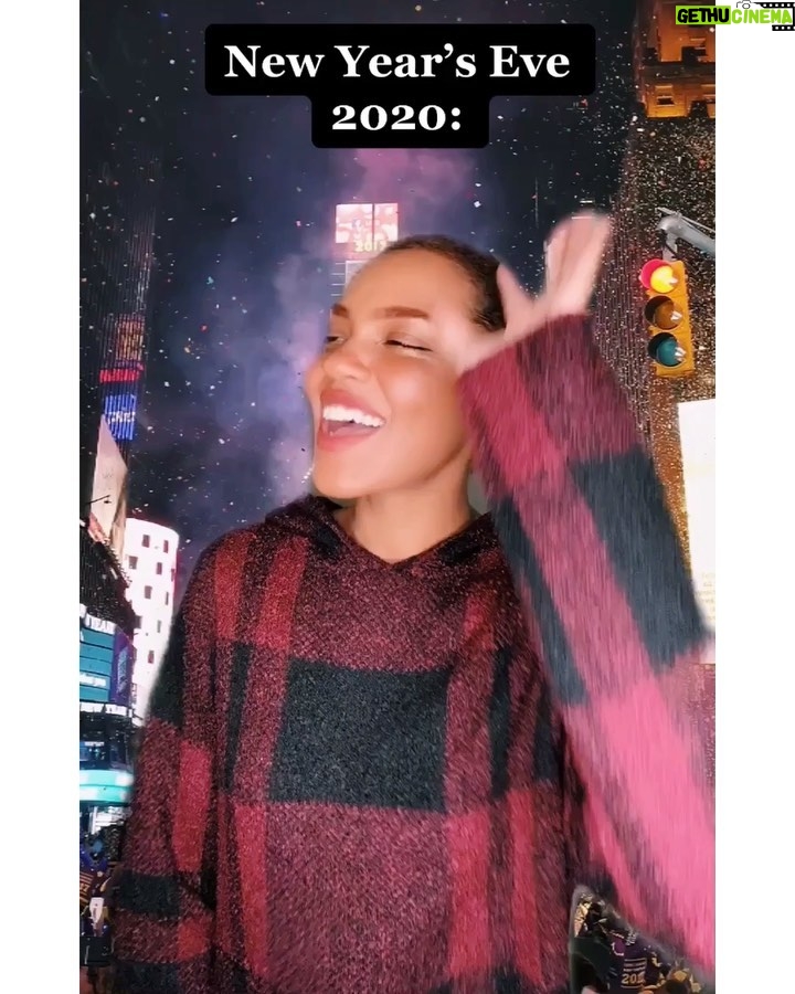 China Anne McClain Instagram - it’s y’all thinkin that all of our problems are gonna magically disappear at the stroke of midnight for me🤣
