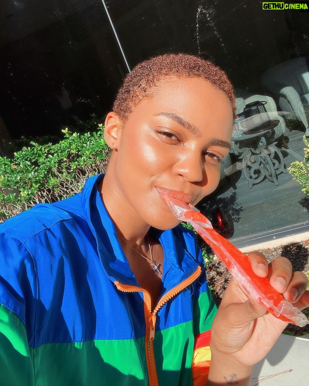 China Anne McClain Instagram - drop a comment if the last photo was half your childhood too❤️