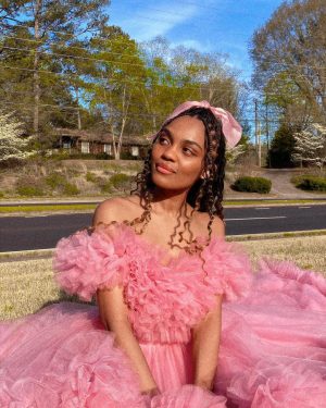 China Anne McClain Instagram - princess dresses are my new favorite. 💖
