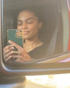 China Anne McClain Instagram - my happy place 🌺😊 God, You really are Creativity. photo creds - @mynameissisi <3 Lahaina, Maui - Hawaii