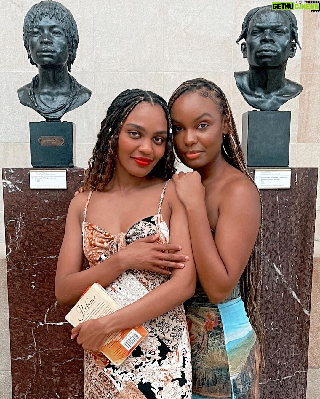 China Anne McClain Instagram - i love how artsy Paris is 🎶 Paris, France