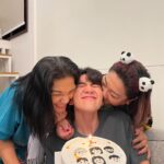 Chinnarat Siriphongchawalit Instagram - I’M A LUCKY GUY IN THE GALAXY 👵🏼👩🏻‍🦱🧔🏻‍♂️🧑🏻👩🏻👦🏻