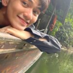 Chinnarat Siriphongchawalit Instagram - waves