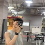 Chinnarat Siriphongchawalit Instagram – drop your favorite gym music อยู่ในยิมฟังเพลงอะไรกันน 🏋🏻🎧