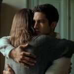 Chino Darín Instagram - Abrazo de “Esta noche se estrena El Reino pá!” #ElReino @chenetflix