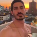 Chino Darín Instagram – Nuestros FaceTimes desfasados en tiempo y espacio ♥️