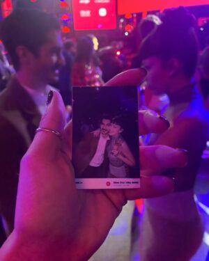 Chino Darín Instagram - Unas con la flamante ganadora del premio @fotogramas_es como Mejor Actriz de TV por “El cuerpo en llamas” 
♥️
