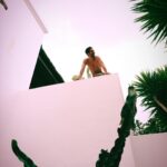 Chino Darín Instagram – Monerías
📷 @mirandamakaroff Ibiza