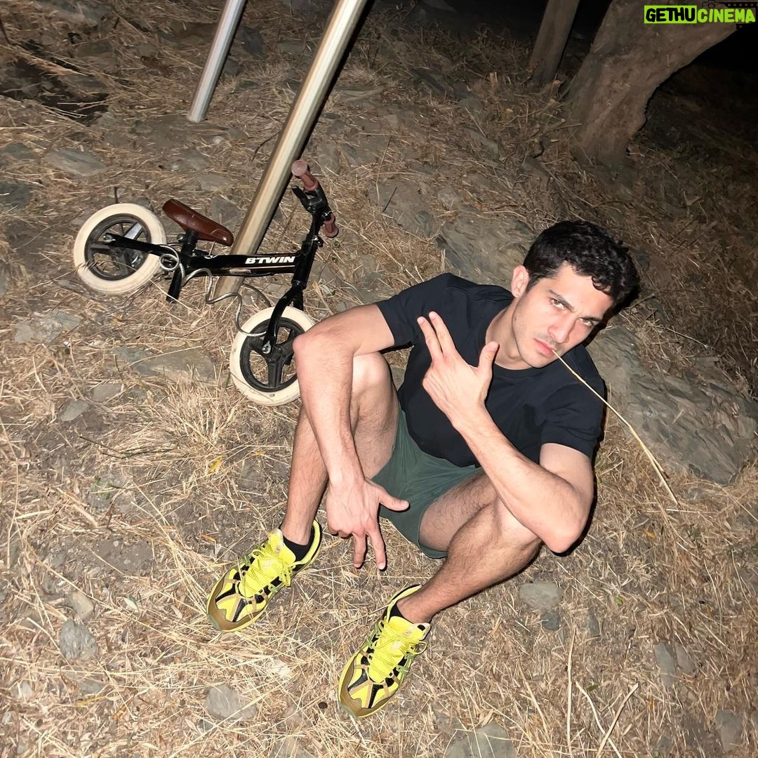 Chino Darín Instagram - Viernes Rider Cadaqués
