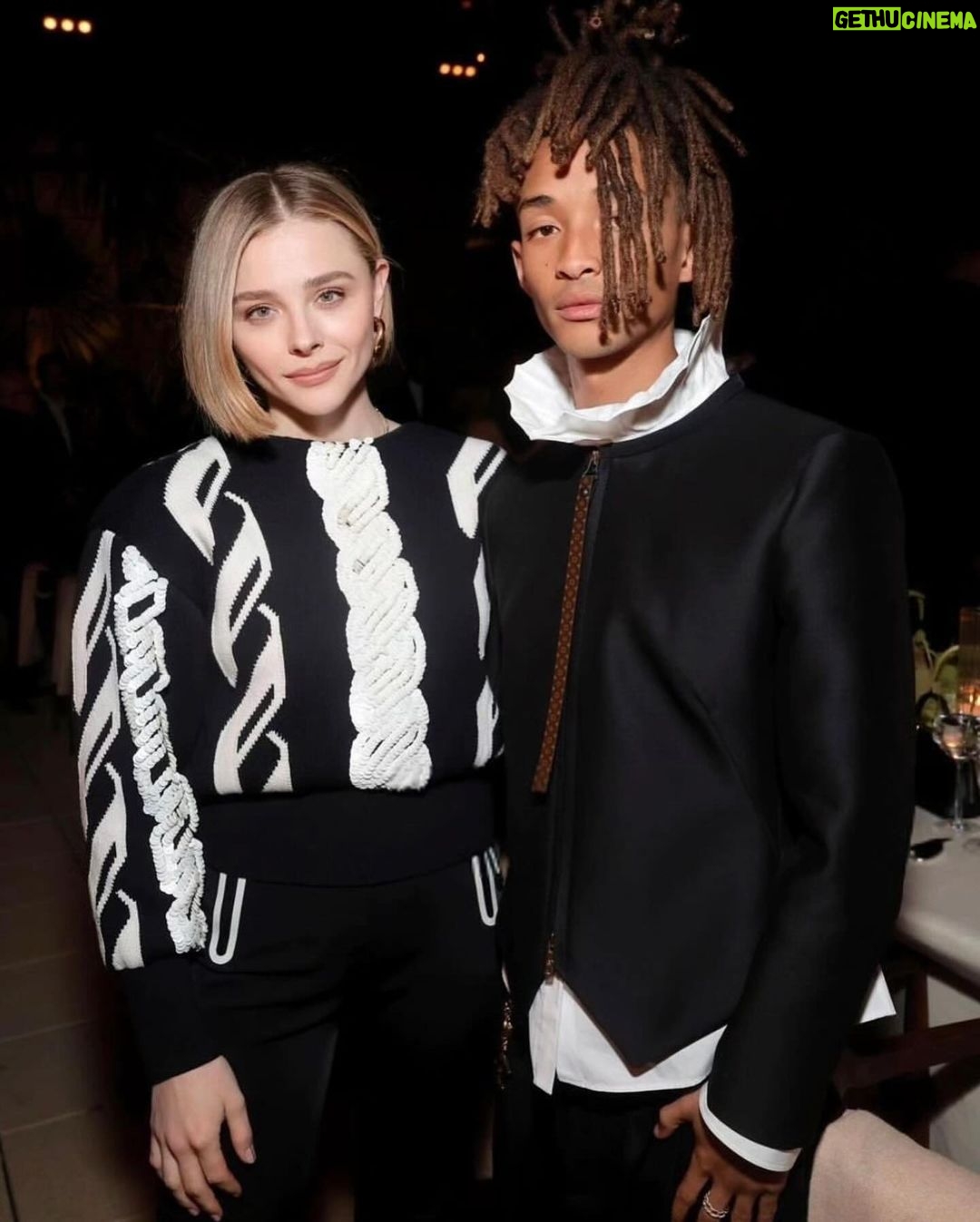 Chloë Grace Moretz Instagram - @louisvuitton x @wmag last night 🤍🖤🤍🖤 what a beautiful evening @nicolasghesquiere @saramoonves thank you