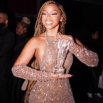 Chloe Bailey Instagram - felt like a princess last night 💖 thanks @tvonetv for honoring me and seeing me. thank you @michellewilliams for surprising and presenting the award to me. immensely grateful. can’t wait for you all to see the performance 🥰