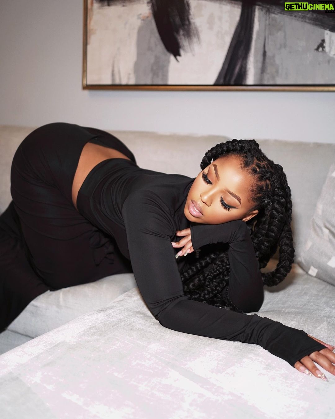 Chloe Bailey Instagram - don’t play with it Toronto