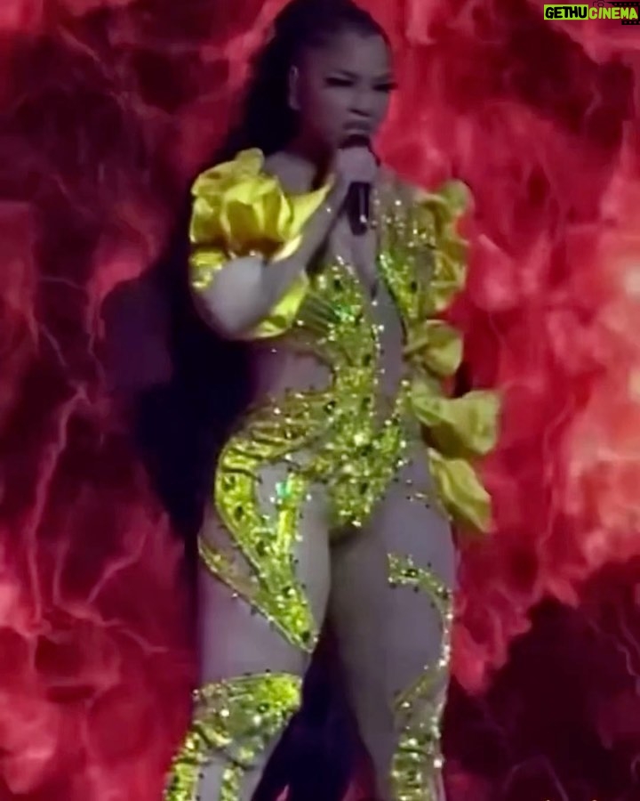 Chloe Bailey Instagram - 4 + 4 = 8 THAT MFN TOUR UP 🔥🔥🔥🔥