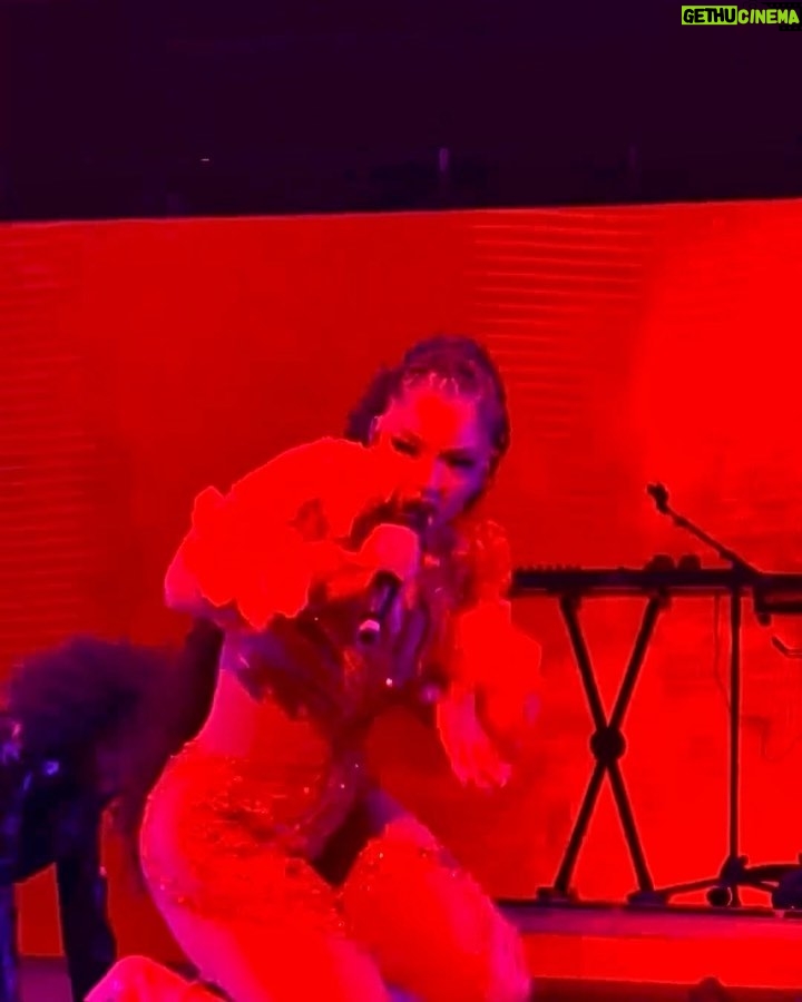 Chloe Bailey Instagram - 4 + 4 = 8 THAT MFN TOUR UP 🔥🔥🔥🔥