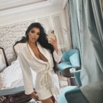 Chloe Khan Instagram - 🤍 Spaceship