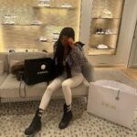 Chloe Khan Instagram - Only had time for treats , no tricks on Halloween 👻 Harrods